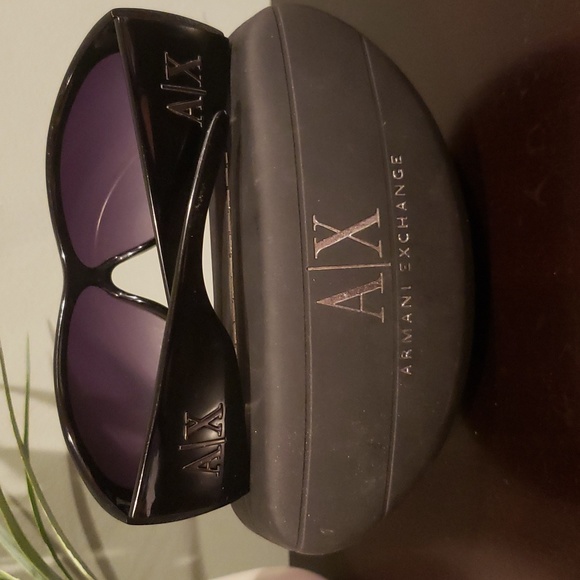 Armani Exchange sunglasses 🕶 - Picture 1 of 7